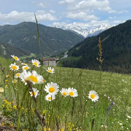Exklusive Penthousewohnung Mit Tesla-wallbox In Appartement Innsbruck