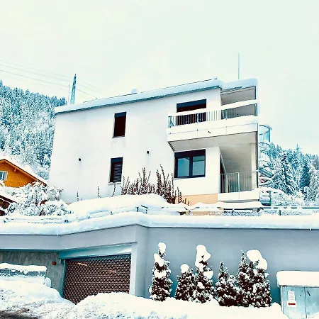 Exklusive Penthousewohnung Mit Tesla-wallbox In Apartment *