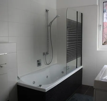 Exklusive Penthousewohnung Mit Tesla-wallbox In アパート