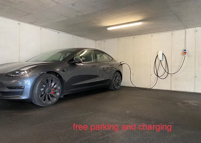 Exklusive Penthousewohnung Mit Tesla-wallbox In דירה *