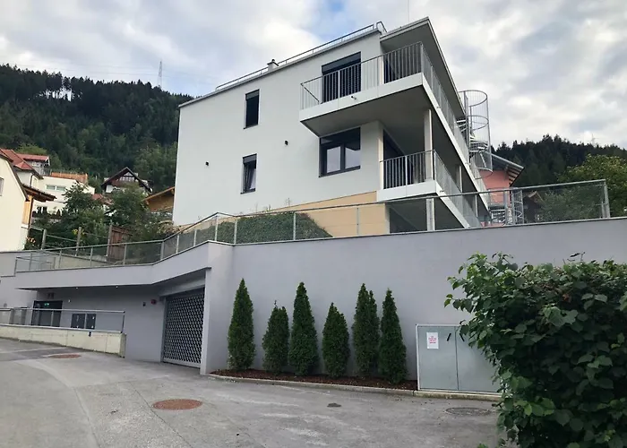 Exklusive Penthousewohnung Mit Tesla-wallbox In *