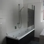 Exklusive Penthousewohnung Mit Tesla-wallbox In Appartement